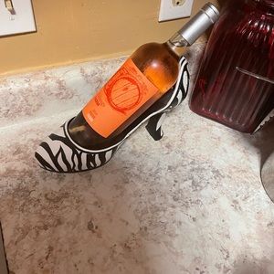 High heel wine bottle holder